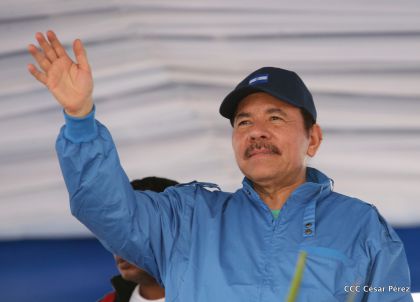 Presidente Daniel y Compañera Rosario en 37 Aniversario del Repliegue a Masaya