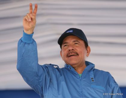 Presidente Daniel y Compañera Rosario en 37 Aniversario del Repliegue a Masaya