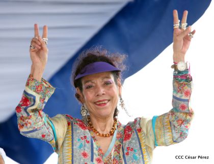 Presidente Daniel y Compañera Rosario en 37 Aniversario del Repliegue a Masaya