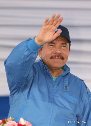 Presidente Daniel y Compañera Rosario en 37 Aniversario del Repliegue a Masaya