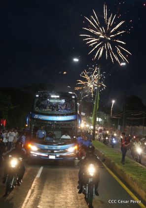 Presidente Daniel y Compañera Rosario en 37 Aniversario del Repliegue a Masaya