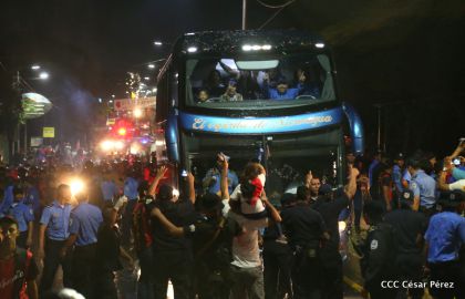 Presidente Daniel y Compañera Rosario en 37 Aniversario del Repliegue a Masaya