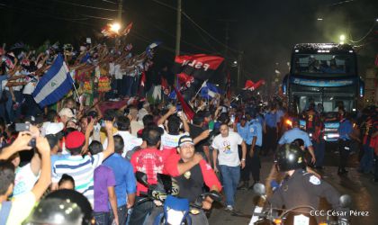 Presidente Daniel y Compañera Rosario en 37 Aniversario del Repliegue a Masaya