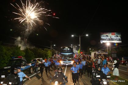 Presidente Daniel y Compañera Rosario en 37 Aniversario del Repliegue a Masaya