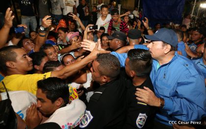 Presidente Daniel y Compañera Rosario en 37 Aniversario del Repliegue a Masaya