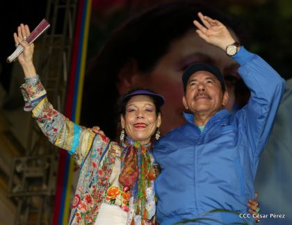 Presidente Daniel y Compañera Rosario en 37 Aniversario del Repliegue a Masaya