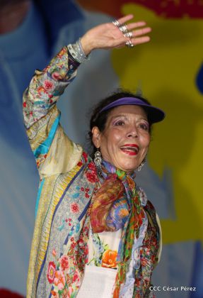 Presidente Daniel y Compañera Rosario en 37 Aniversario del Repliegue a Masaya