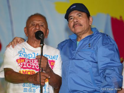 Presidente Daniel y Compañera Rosario en 37 Aniversario del Repliegue a Masaya