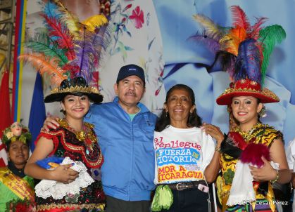 Presidente Daniel y Compañera Rosario en 37 Aniversario del Repliegue a Masaya