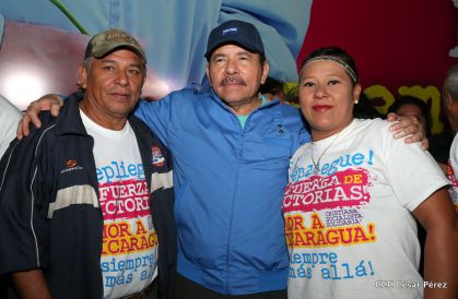 Presidente Daniel y Compañera Rosario en 37 Aniversario del Repliegue a Masaya