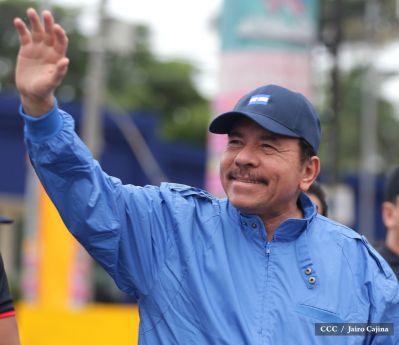 Presidente Daniel y Compañera Rosario en 37 Aniversario del Repliegue a Masaya