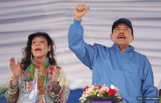 Presidente Daniel y Compañera Rosario en 37 Aniversario del Repliegue a Masaya