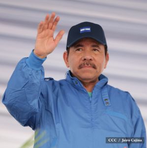 Presidente Daniel y Compañera Rosario en 37 Aniversario del Repliegue a Masaya