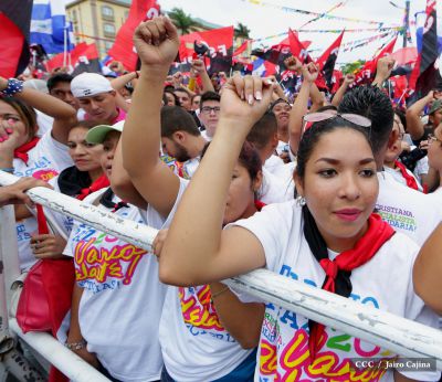 Presidente Daniel y Compañera Rosario en 37 Aniversario del Repliegue a Masaya