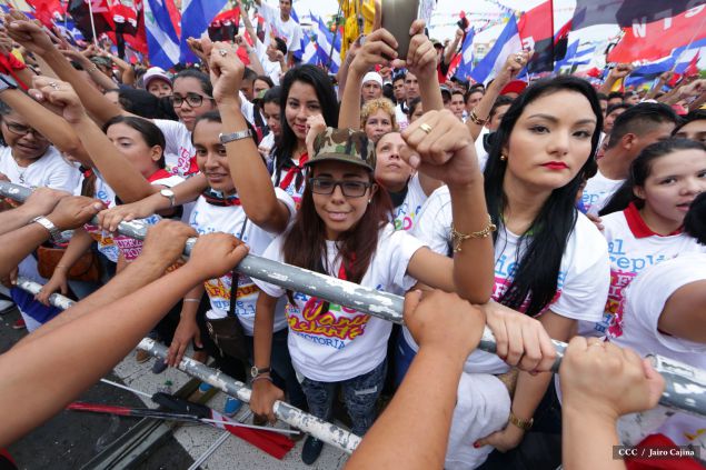 Presidente Daniel y Compañera Rosario en 37 Aniversario del Repliegue a Masaya
