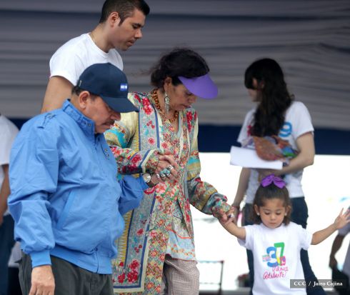 Presidente Daniel y Compañera Rosario en 37 Aniversario del Repliegue a Masaya