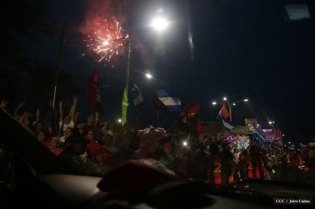 Presidente Daniel y Compañera Rosario en 37 Aniversario del Repliegue a Masaya