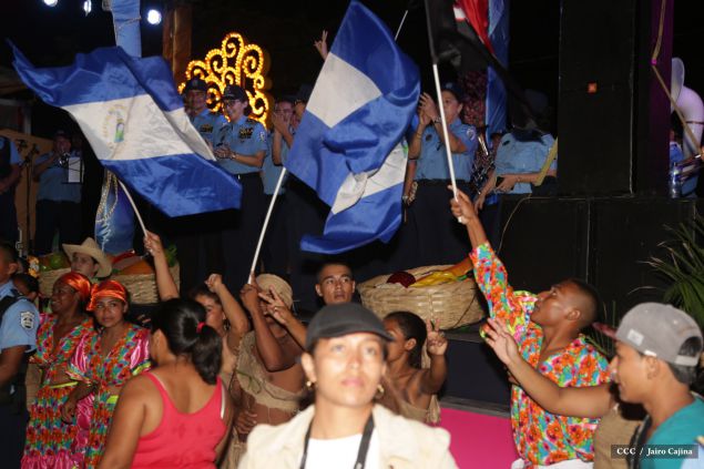 Presidente Daniel y Compañera Rosario en 37 Aniversario del Repliegue a Masaya