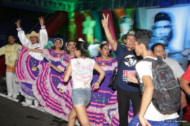 Presidente Daniel y Compañera Rosario en 37 Aniversario del Repliegue a Masaya