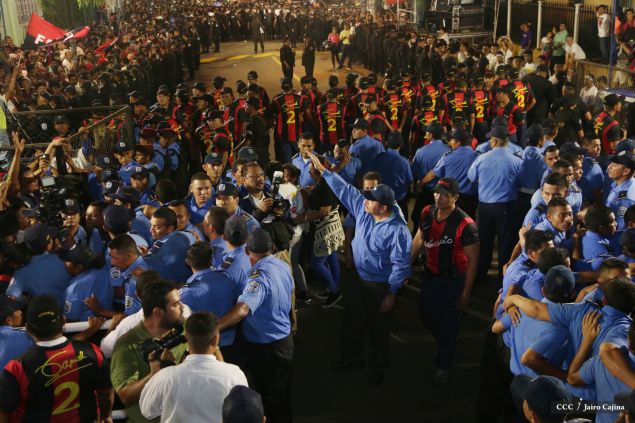 Presidente Daniel y Compañera Rosario en 37 Aniversario del Repliegue a Masaya