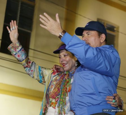 Presidente Daniel y Compañera Rosario en 37 Aniversario del Repliegue a Masaya