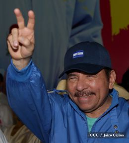 Presidente Daniel y Compañera Rosario en 37 Aniversario del Repliegue a Masaya