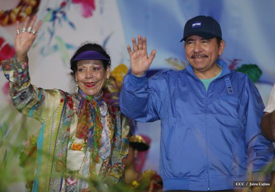 Presidente Daniel y Compañera Rosario en 37 Aniversario del Repliegue a Masaya