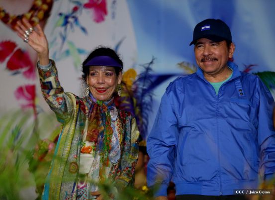 Presidente Daniel y Compañera Rosario en 37 Aniversario del Repliegue a Masaya