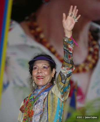 Presidente Daniel y Compañera Rosario en 37 Aniversario del Repliegue a Masaya