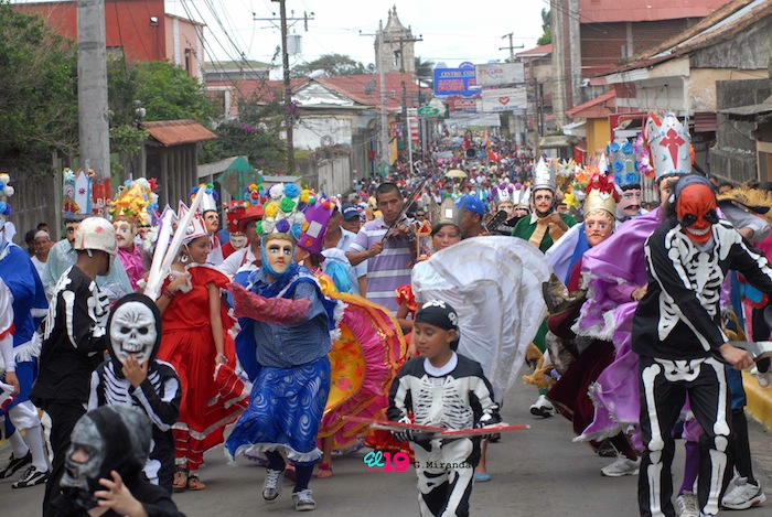 Tope de Santos en Carazo