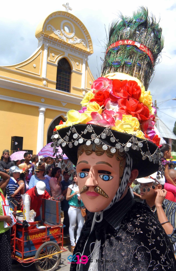 Tope de Santos en Carazo