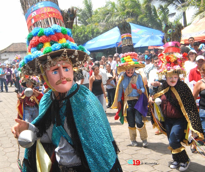 Tope de Santos en Carazo