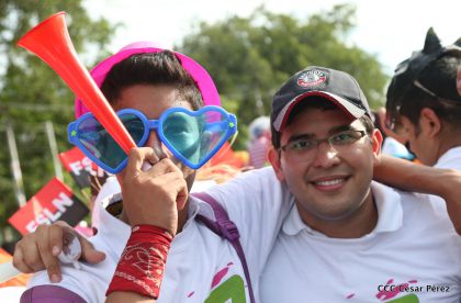 Juventud, Adelante con Daniel!