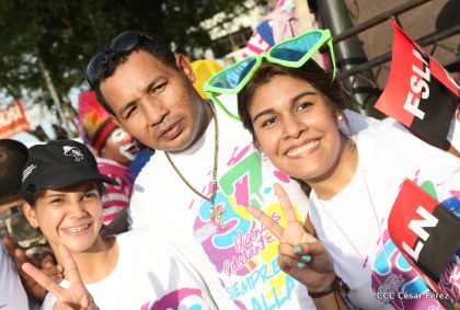 Juventud, Adelante con Daniel!