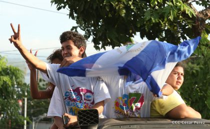 Juventud, Adelante con Daniel!