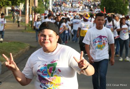 Juventud, Adelante con Daniel!