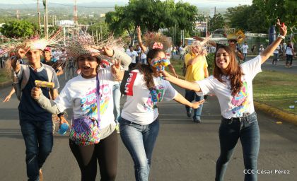 Juventud, Adelante con Daniel!