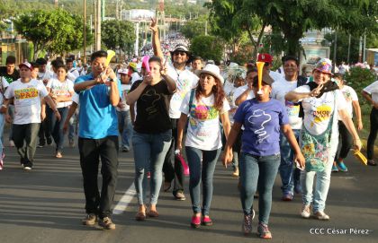 Juventud, Adelante con Daniel!