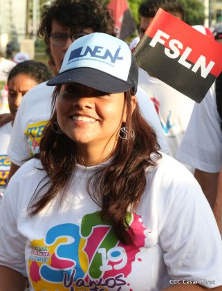 Juventud, Adelante con Daniel!