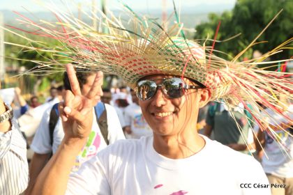 Juventud, Adelante con Daniel!