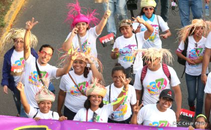 Juventud, Adelante con Daniel!