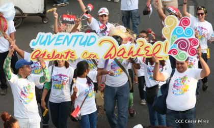 Juventud, Adelante con Daniel!