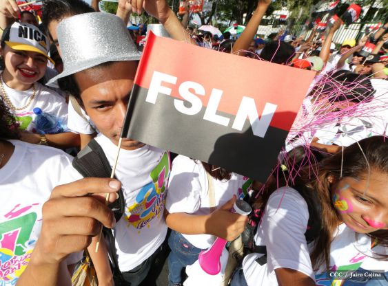 Juventud, Adelante con Daniel!