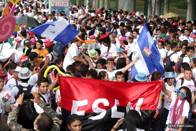 Juventud, Adelante con Daniel!