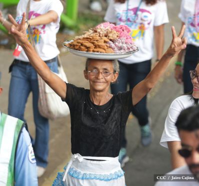 Juventud, Adelante con Daniel!