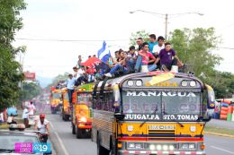 Caravanas de la Victoria para celebrar el 19 de Julio