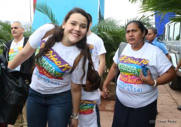 Daniel y Rosario celebran el 37 Aniversario de la Revolución Popular Sandinista