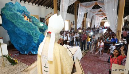 Cardenal Brenes oficia Misa en honor a Santa Ana