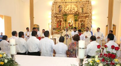 Cardenal Brenes oficia Misa en honor a Santa Ana