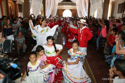 Cardenal Brenes oficia Misa en honor a Santa Ana
